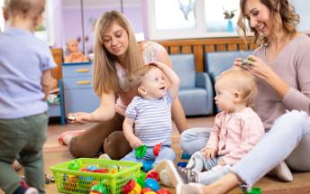 Travailler dans la petite enfance