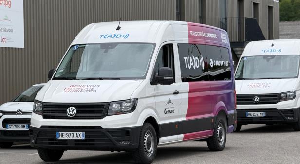 Véhicule TAD Genevois français Mobilités